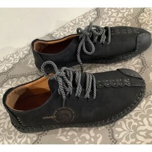 Mens Fashion Sport Moccasin Shoes- Size 42Excellent Condition